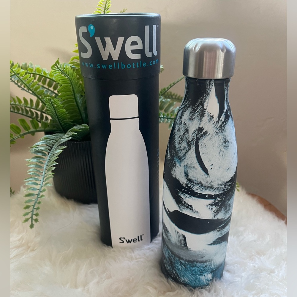 *New in Box* S'well Blue+Black Abstract Collection Stainless Steel Water Bottle